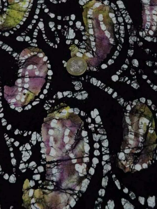 Batik motif noir