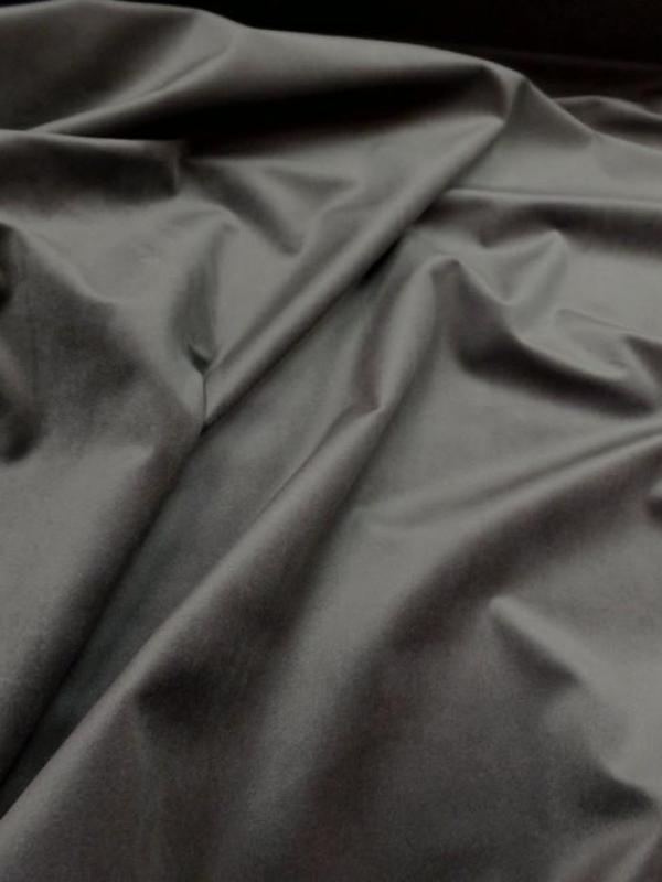 Beau velours ameublement lisse ton marron en 1 45m de l2