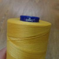 Cone de fil 5000 metres dmc couleur jaune soleil