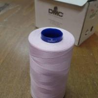 Cône de fil 5000 mètres DMC couleur rose clair-35- 1074-4430