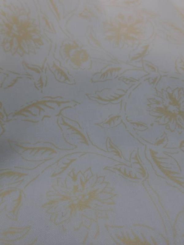 Coton blanc casse imprime fleurs jaune 5