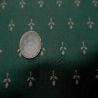 Coton faconne petite fleurs vert a motifs jaune7