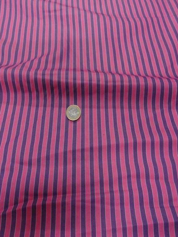 Coton fin a rayures rose violet