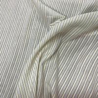 Coton fin blanc casse et ecrue a rayures brodees