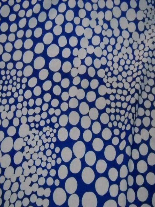 Coton fin imprime ton bleu et blanc 1