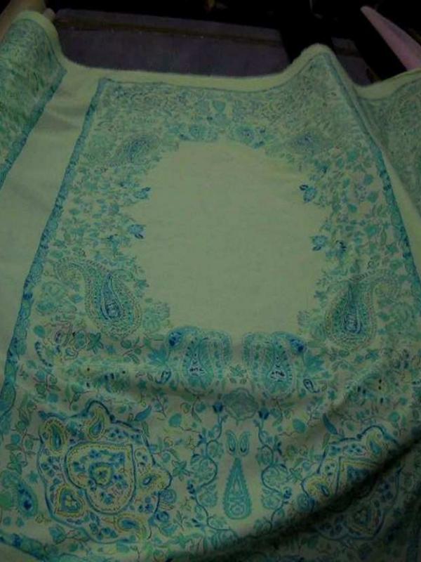 Coton fin vert imprime en 1 45m de large