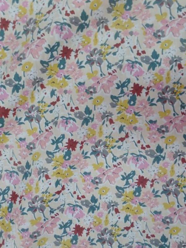 Coton popeline beige clair imprime liberty petite fleurs