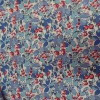 Coton popeline blanche imprime liberty fleurs ton bleu et rouge