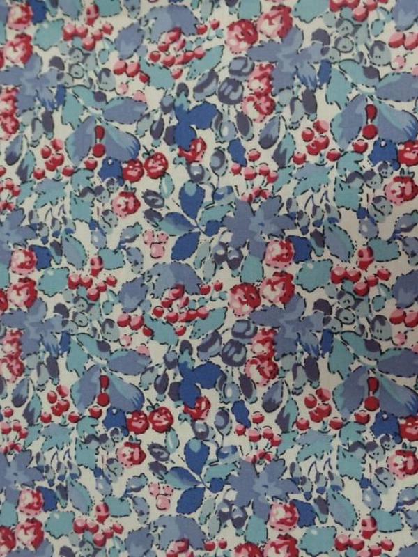 Coton popeline blanche imprime liberty fleurs ton bleu et rouge