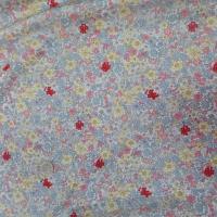 Coton popeline blanche imprime liberty fleurs ton gris jaune rose et rouge
