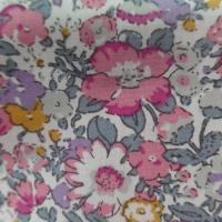 Coton popeline blanche imprime liberty fleurs ton rose2