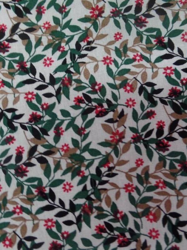 Coton popeline blanche imprime liberty fleurs vert noir et rouge