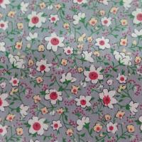 Coton popeline grise imprimé liberty fleurs ton blanc et rouge