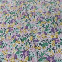 Coton popeline imprime liberty fleurs ton lavande jaune et vert9 1