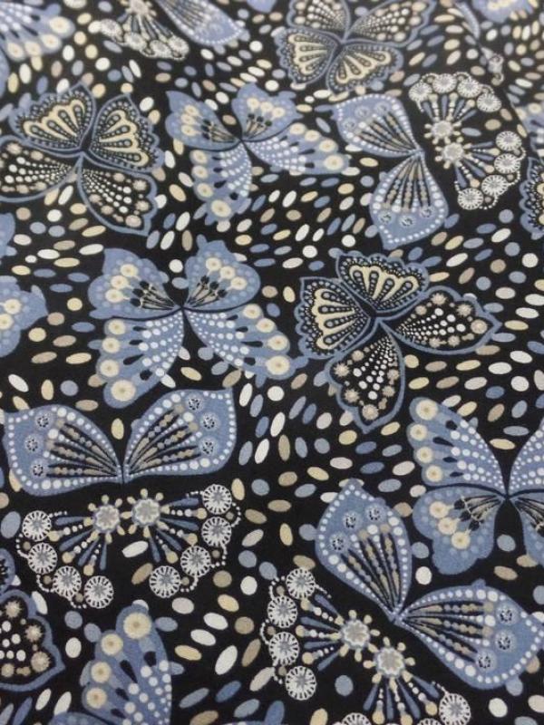 Coton popeline noire imprimé liberty papillon beige ,bleu et blanc