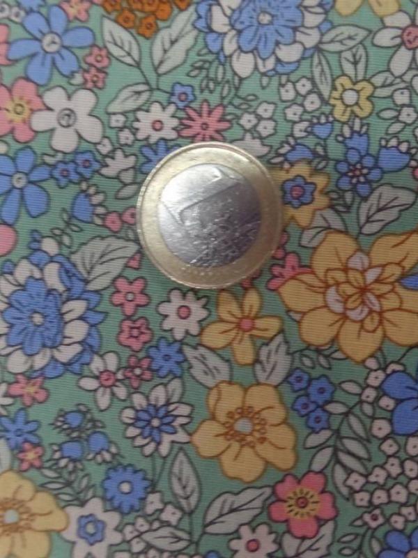 Coton popeline verte imprime liberty fleurs ton bleu rose jaune4