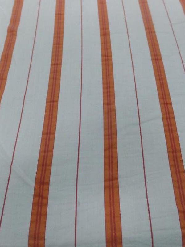 Coton viscose blanc cassé a rayures orange