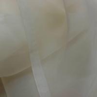 Coupon d organza de soie jaune pale 4 30m