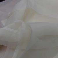 Coupon d organza de soie jaune pale 4 30m8