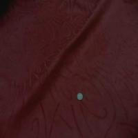 Coupon de 1m d alcantara rouge bordeaux a motifs1