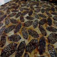 Coupon de batik motif masque africain ton beige marron 1 60m3