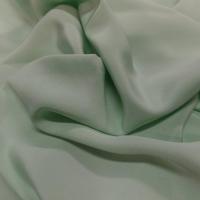 Coupon de crepe de soie vert clair0
