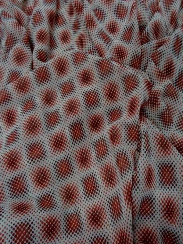 Coupon de crepe georgette imprime ton blanc rouge bordeaux