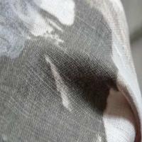 Coupon de lin blanc imprime gris beige et taupe 1 80m1