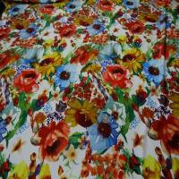 Coupon de lycra blanc imprime fleurs 3 45m03