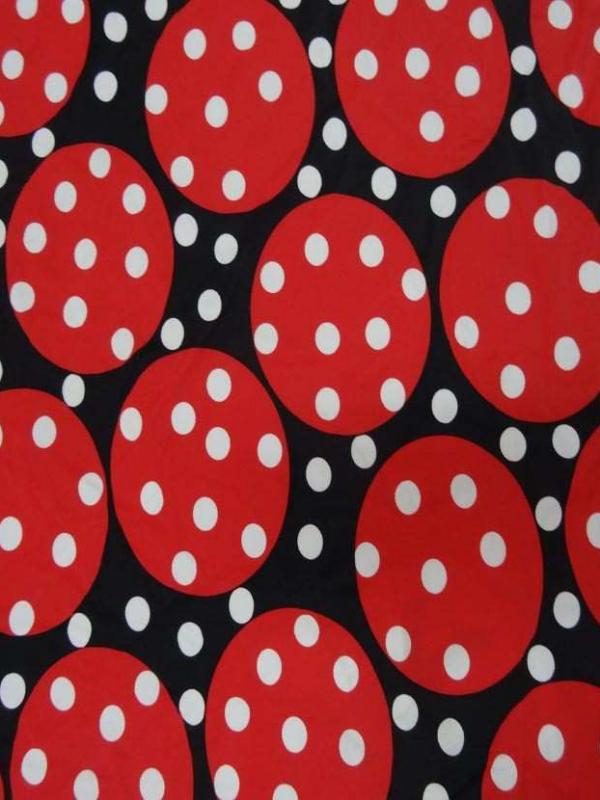Coupon de lycra imprime ton noir rouge a pois blanc 1m5