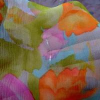 Coupon de mousseline de soie imprimee ton bleu orange rose vert1