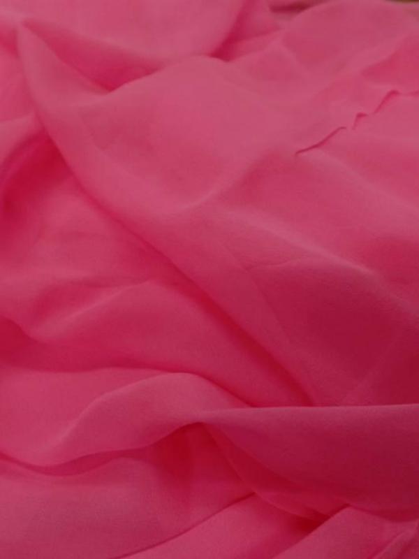 Coupon de mousseline de soie rose 4m