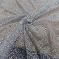 Coupon de resille gris clair brode jaune dore2