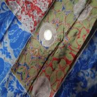 Coupon de satin imprime ton bleu metal dore lurex 2 80m5