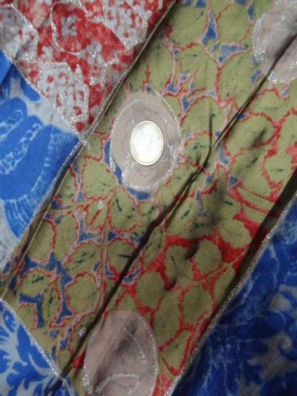 Coupon de satin imprime ton bleu metal dore lurex 2 80m5