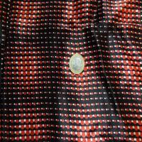 Coupon de satin viscose noir imprime rouge 1 40m1