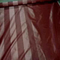 Coupon de taffetas de soie ton bordeaux brique rouille 1 60m