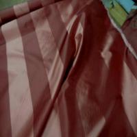 Coupon de taffetas de soie ton bordeaux brique rouille 1 60m4