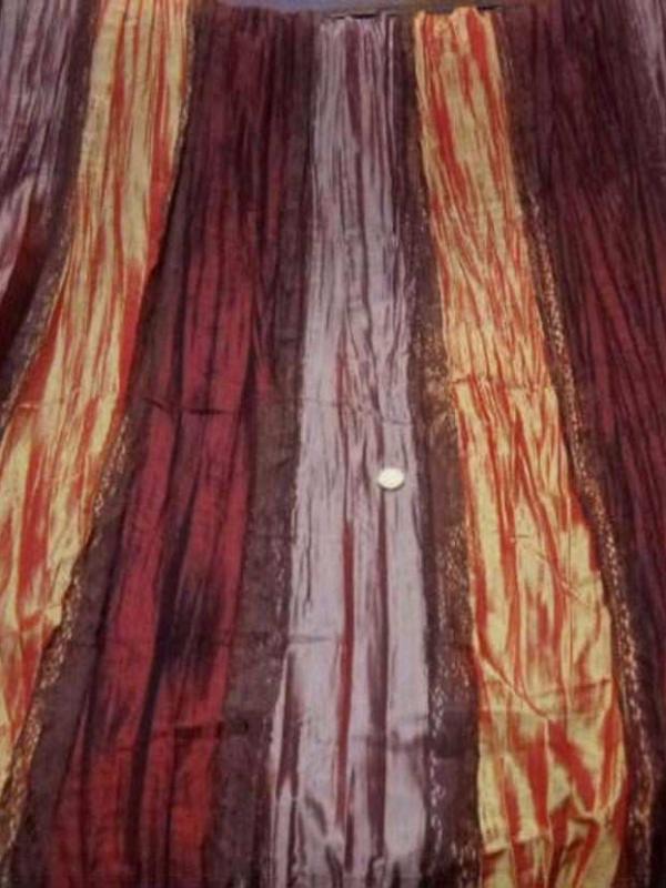 Coupon de taffetas faconne ton bordeaux orange9