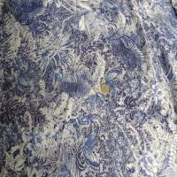 Coupon de viscose imprime blanc bleu 0 80m 1