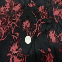 Coupon de voile lycra noir a motifs facon dentelle devore rose 1 40m7