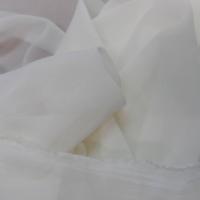 Crepe de viscose blanc casse 4