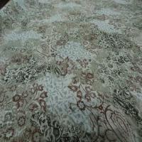 Crepe viscose imprime ton vert clair et marron