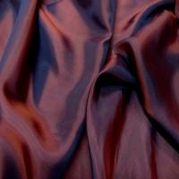 Doublure antistatique rouge a reflets bleu