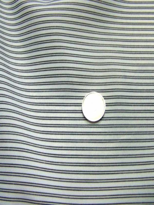 Doublure blanche raye noir