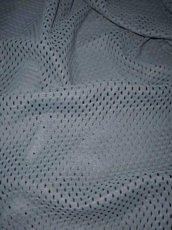 Doublure vetements sportifs gris en 1 45m de large1
