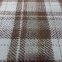 Drap de laine blanc casse a carreaux ton marron3