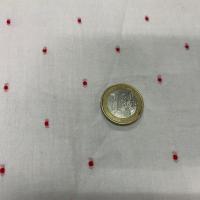 Dupions de coton blanc a motifs brodes rouge7