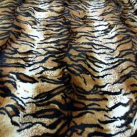 Fausse fourrure a poil ras imprime tigre5