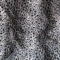 Fausse fourrure fauveton blanc et gris 4